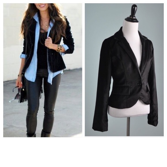 🚫Sold🚫Anthropologie Freisiar Velvet Blazer - Picture 4 of 4