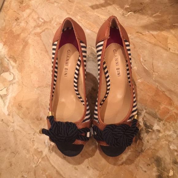 Gianni Bini size 7.5