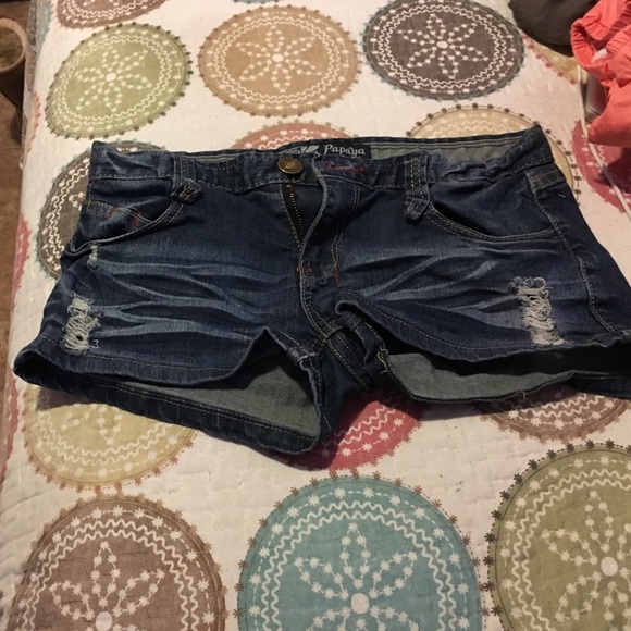 Shorts - Picture 1 of 3