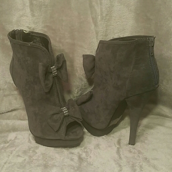 Brand new never worn - Picture 4 of 4