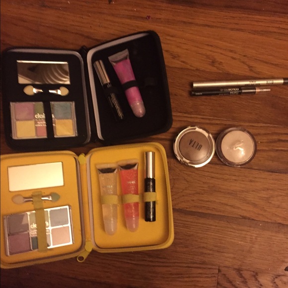 Make up bundle!