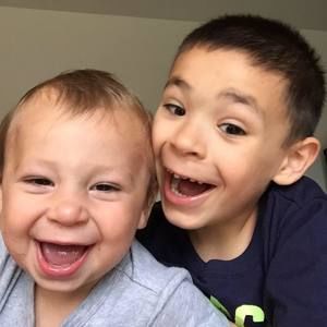 Meet your Posher, Leslie