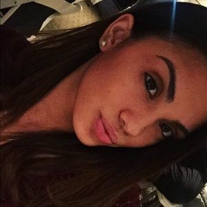 Meet your Posher, Nicky