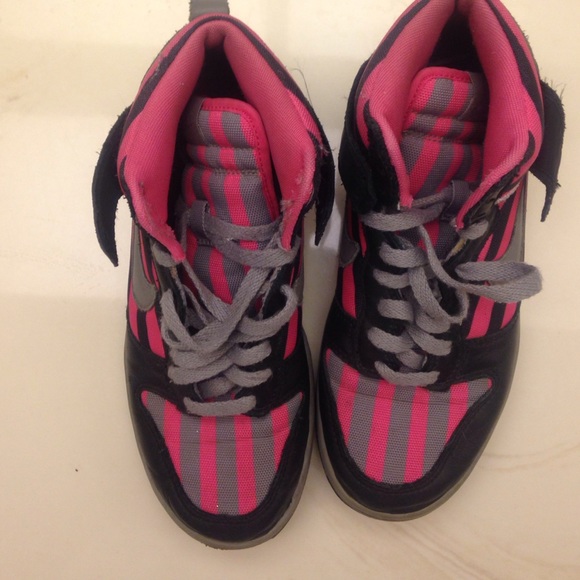 Custome made NIKE ID shoes. Worn only a few times!