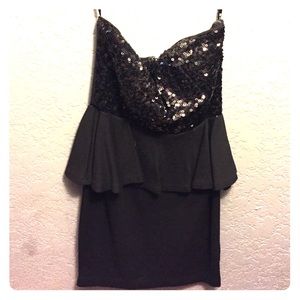 Mini black strapless dress