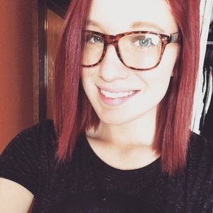 Meet your Posher, Kenzie