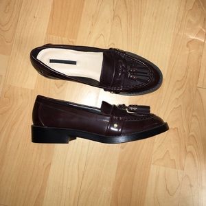Zara Loafers 37