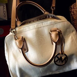 Michael Kors MK signature satchel white bag