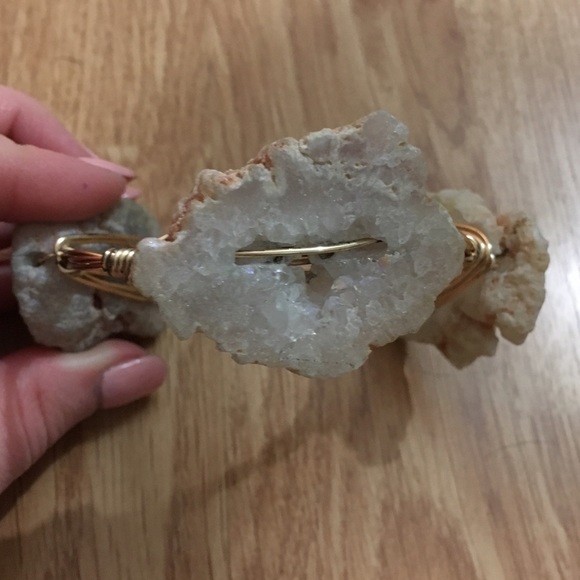 White stone bangle - Picture 3 of 4