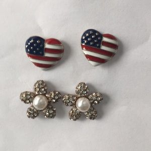 2 pairs of studs. American flag and stars .
