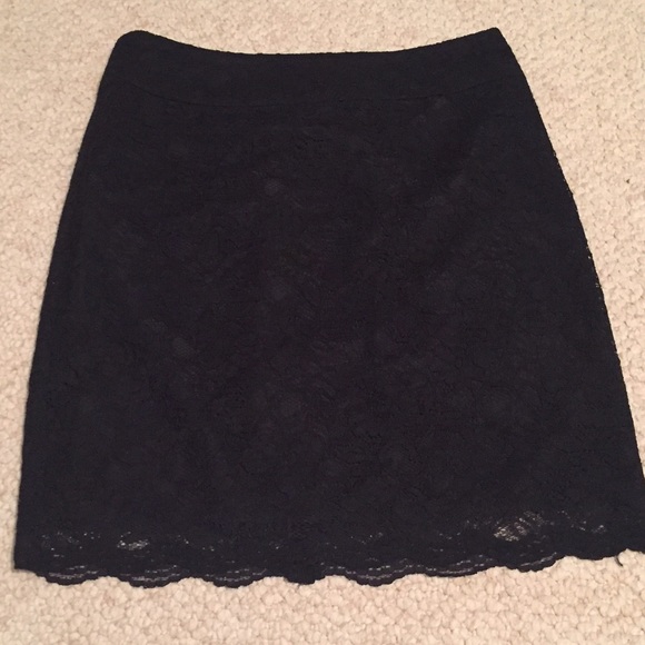 Black lace banana republic skirt- size 8