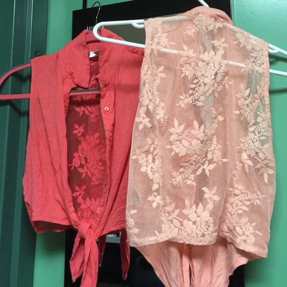 Two button up tank top/crop tops! With lace back!!