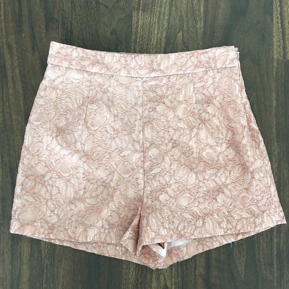 Lacey High-waisted Shorts