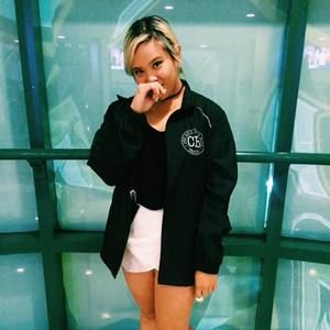 Meet your Posher, Samantha