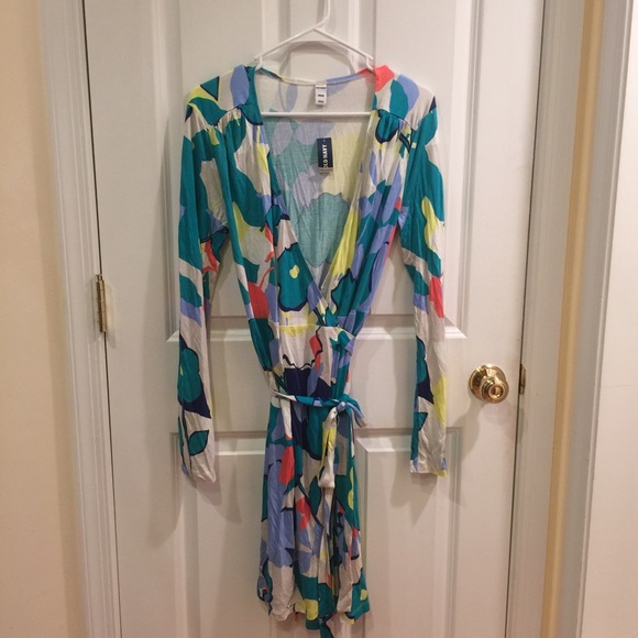 Floral print wrap dress