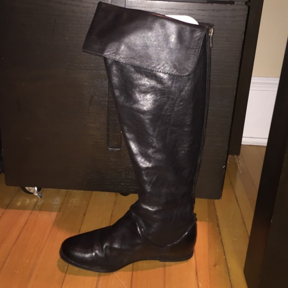Women Black Boots