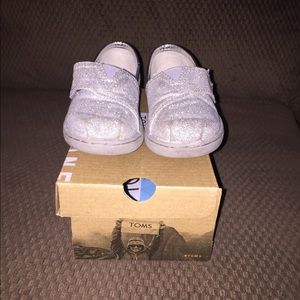 Toddler toms