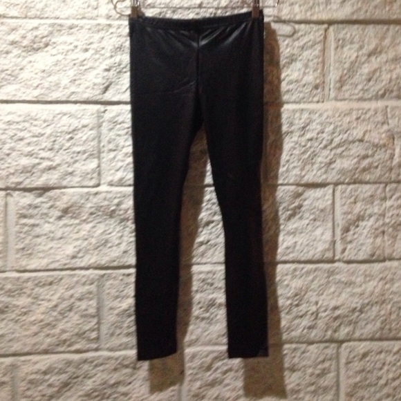 Fake leather leggings