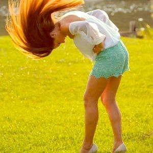 Exquisite lace shorts