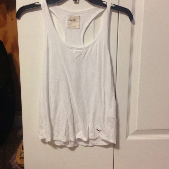 White Hollister tank