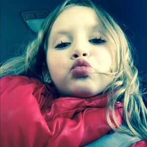 Meet your Posher, Tara