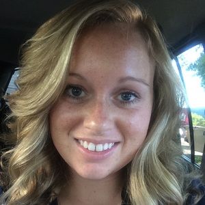 Meet your Posher, Annie