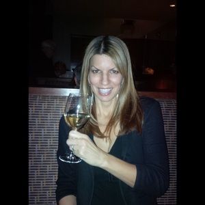 Meet your Posher, Sharon