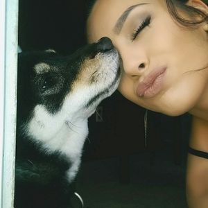 Meet your Posher, Victoria angela