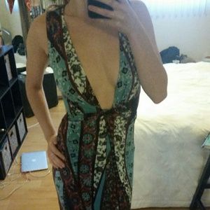 Early Black Friday!!!Plunge Paisley 70s Maxi Dress