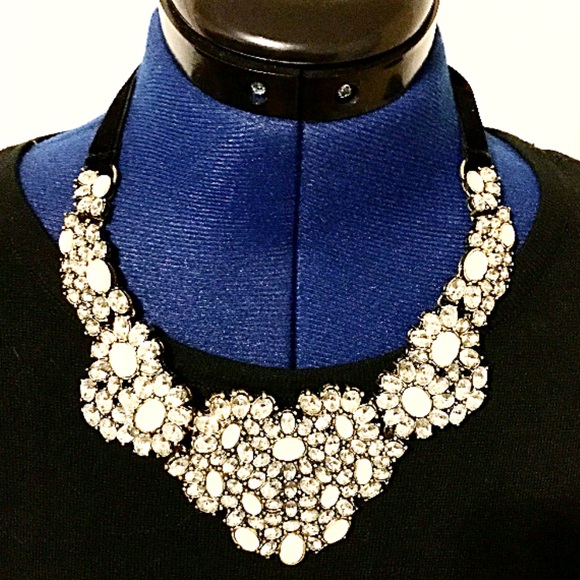 C. Wonder Jewelry - Gorgeous Bib Necklace