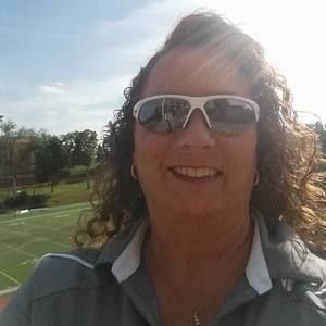 Meet your Posher, Dena