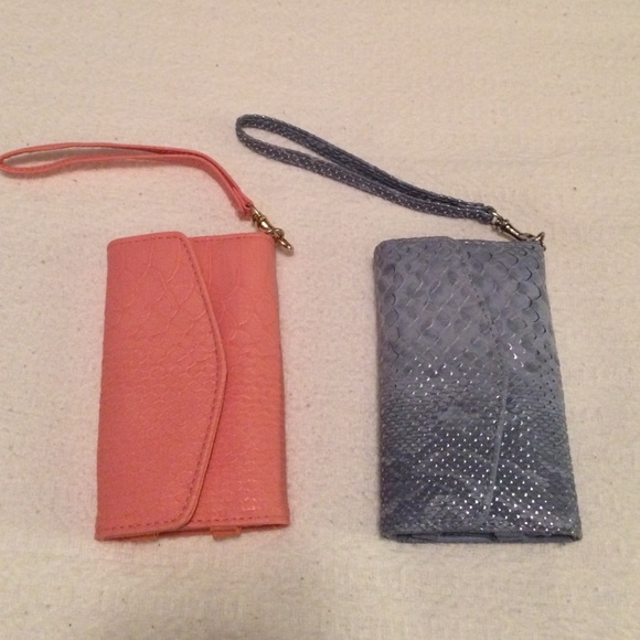 Two wristlets for the price of one!