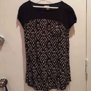 Anthropologie print shirt with pocket