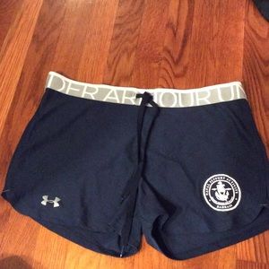 Underarmour Heatgear workout shorts. L.