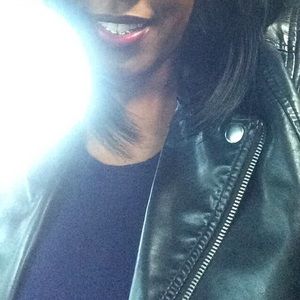 Meet your Posher, Jasmine