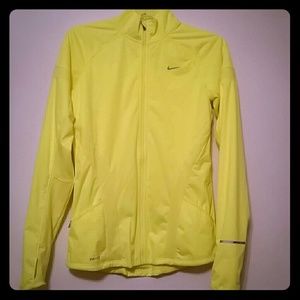 🆕Nike Dri Fit Running Jacket 🆕NWOT Never Worn👍 Sunny Yellow ☀️ Fitted & Sexy