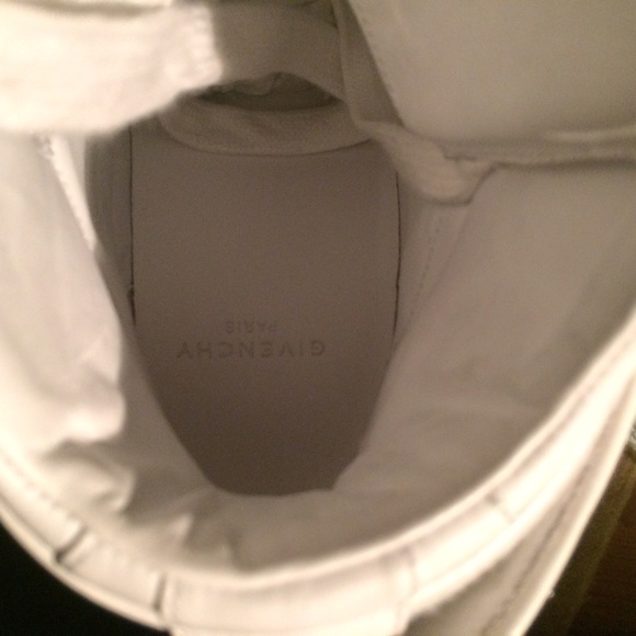 givenchy shoes - Picture 2 of 4