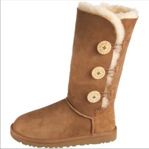 ugg button camel