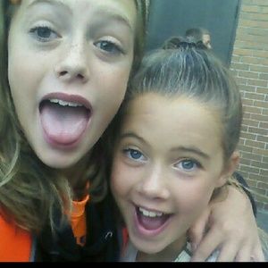 Meet your Posher, Ella