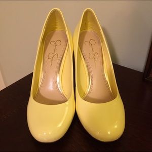 Jessica Simpson Yellow Pump