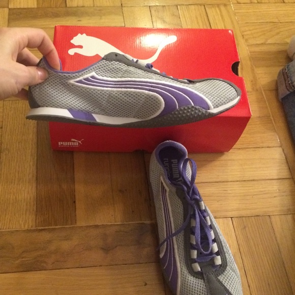 NWT puma lightweight sneakers