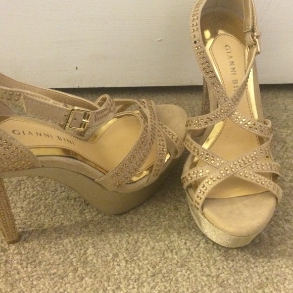 SALE! GIANNI BINI HEALS! WORN ONCE! BEAUTIFUL