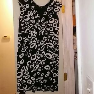 Black with white abstract circle print dress