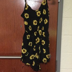 Daisy Romper 🌻
