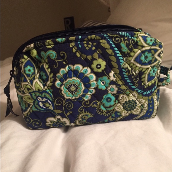 Vera Bradley makeup bag