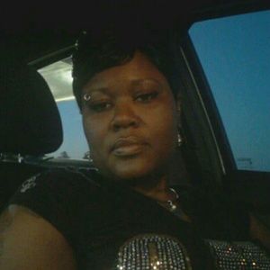 Meet your Posher, Ze' mon