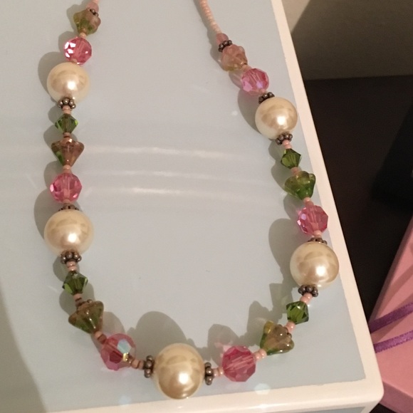 Preppy pink, green stones and pearl necklace.