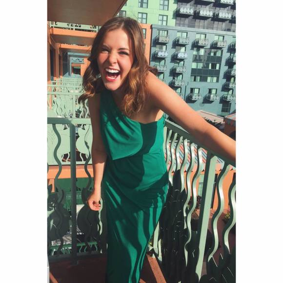 Meet your Posher, Louise