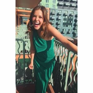 Meet your Posher, Louise