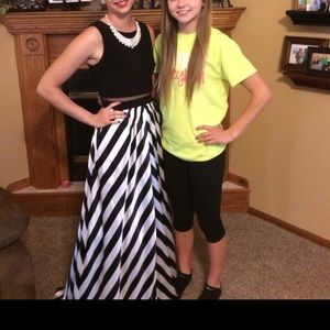 Long black and white dress